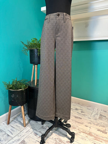 Liverpool Wide Leg Crop Knit Pant