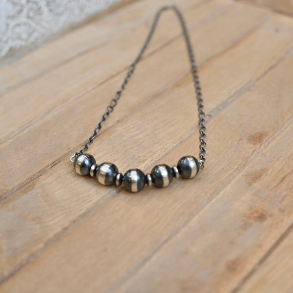 14MM Navajo Pearl & Saucer Necklace