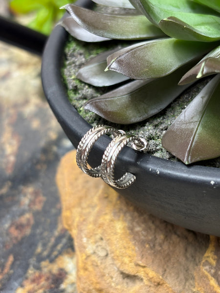 Rope Edge Small Hoop Post Earring