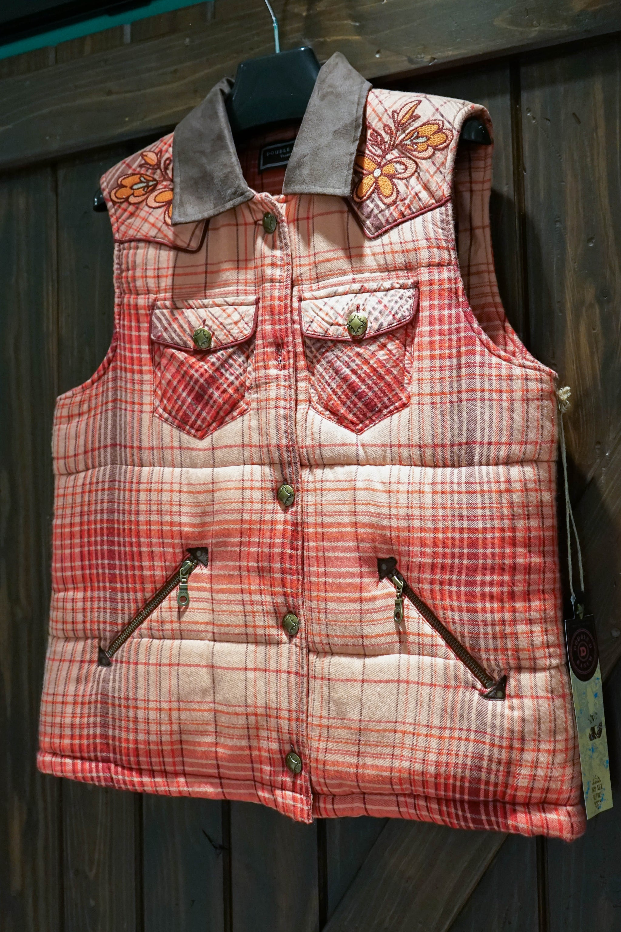 Double D Ranch Comal Vest – Cummings Carousel