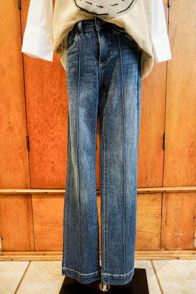 FDJ Olivia Pintuck Bootcut Jean