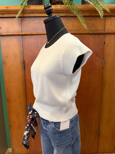 Cap Sleeves Knit Top