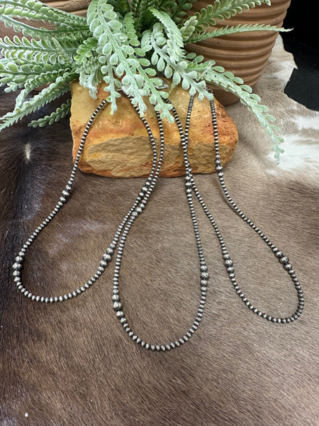 SLL Varied Navajo Pearl Necklace