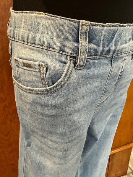 FDJ Pull On Boot Crop Jean