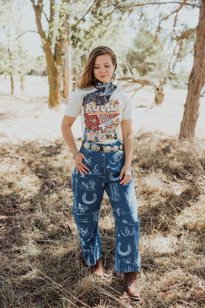 XOXO Rodeo Dodge City KS Pennant T-Shirt