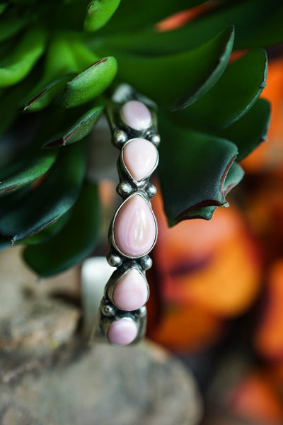 Tear Drop Pink Conch Cuff