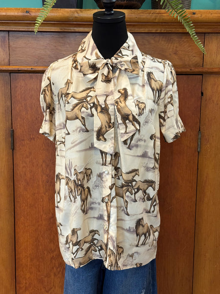 Chantilly Tie Short Sleeve Shirt