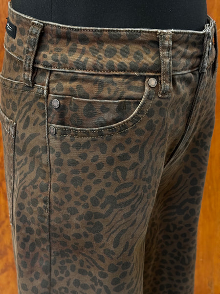 Kennedy Straight Jean in Abstract Animal Print
