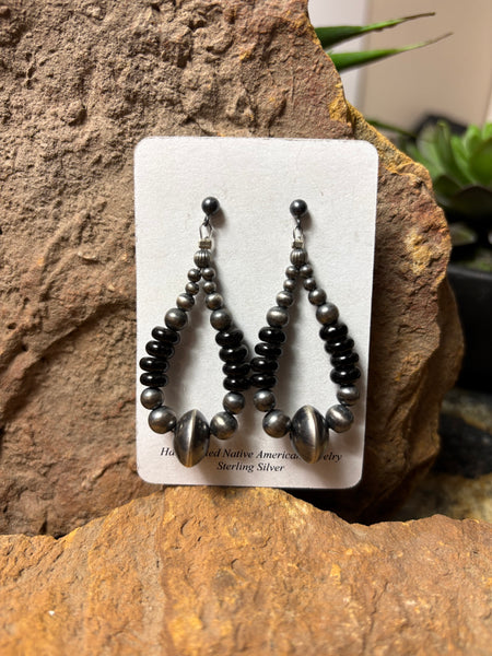 Navajo Pearl & Onyx Earrings with Saucer