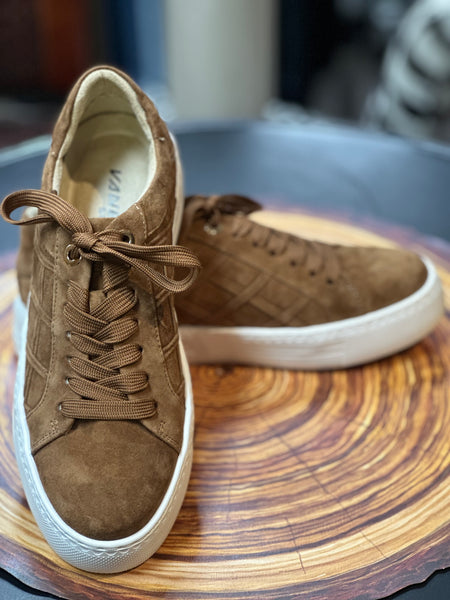 Vaneli Yashi Sneaker