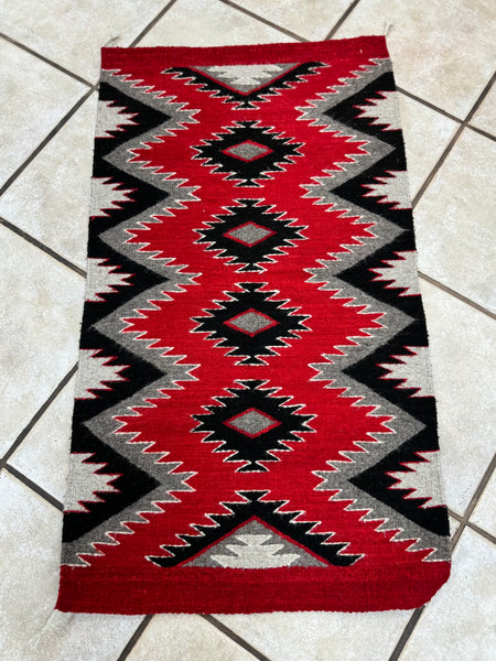 Escalante 2 x 3’ Dazzler Rug