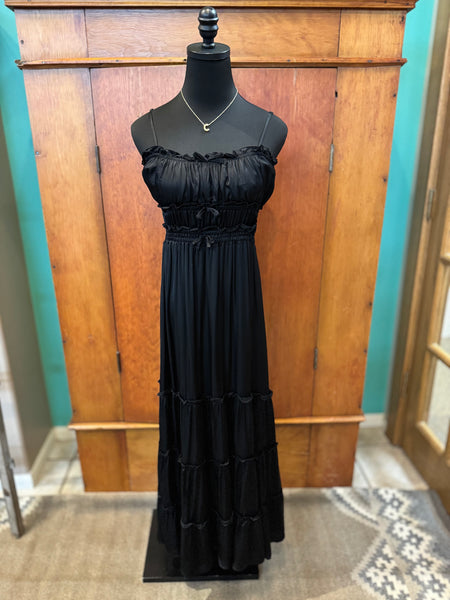 Outlaw Tiered Maxi Dress