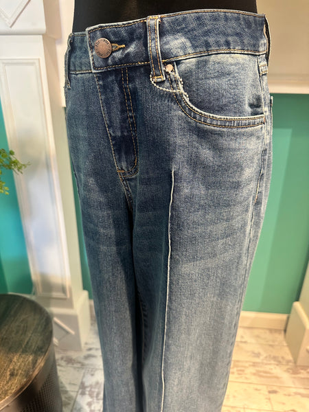 FDJ Olivia Wide Leg Ankle Jean