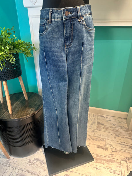 FDJ Olivia Wide Leg Ankle Jean