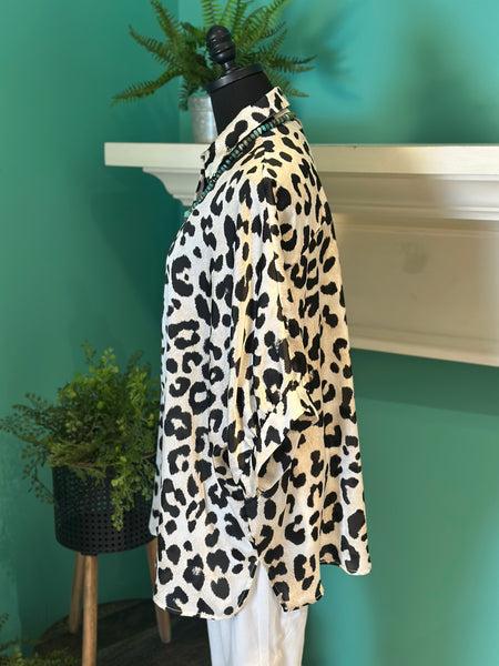 Arizona Snow Leopard Oversized Top
