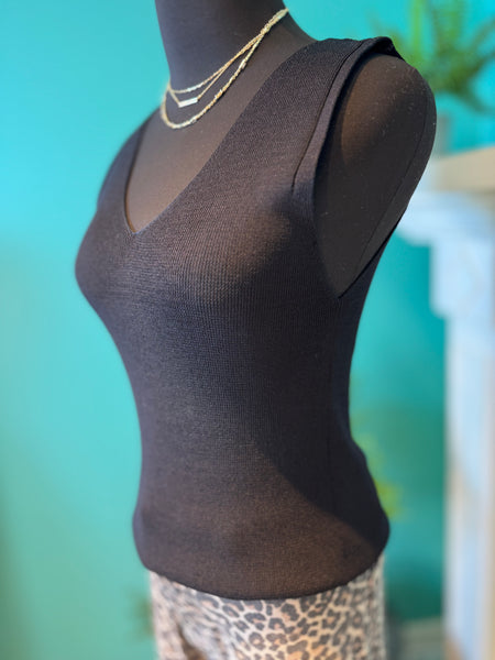 Esqualo V-Neck Tank