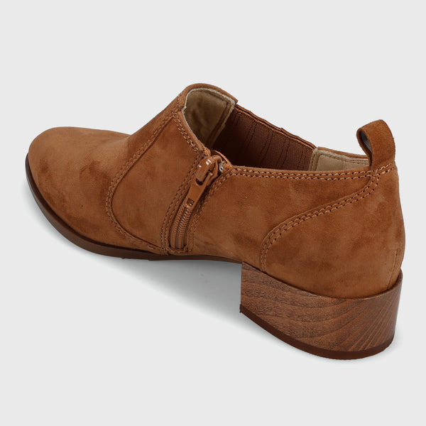 Vaneli Tess in Cuoio Suede