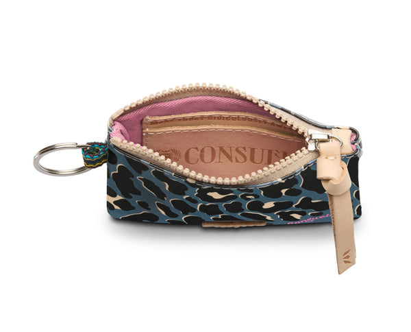 Consuela Pouch in Danni