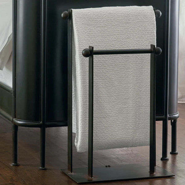 Jan Barboglio Estante Blanket Rack