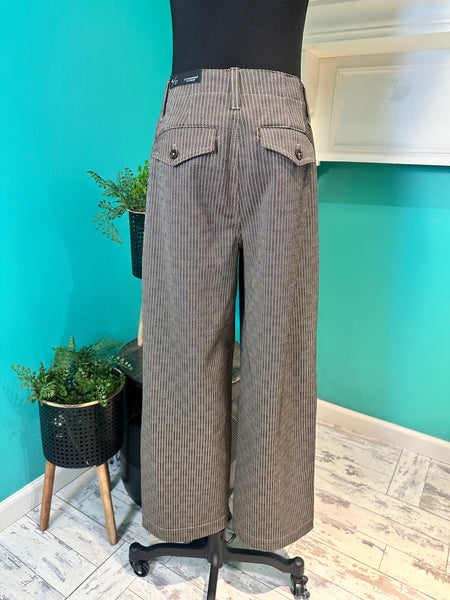 Liverpool Wide Leg Crop Knit Pant