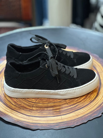 Vaneli Yashi Sneaker