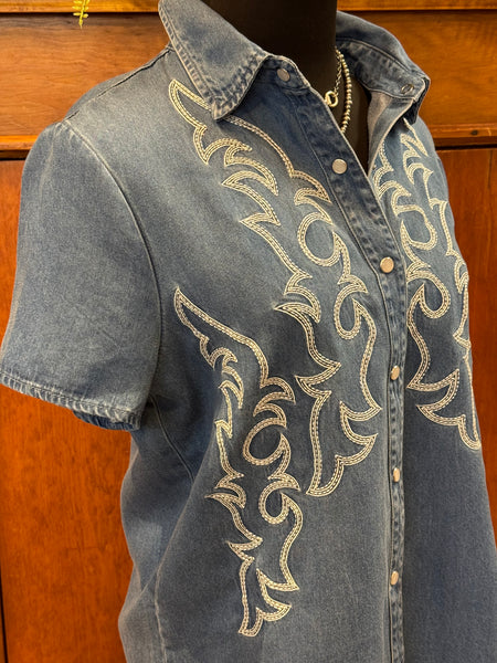 Pearl Snap Boot Stitch Top