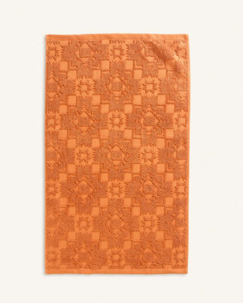 Sculpted Bath Towel in Persimmon