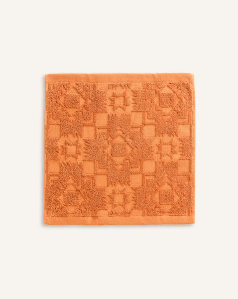 Sculpted Bath Towel in Persimmon