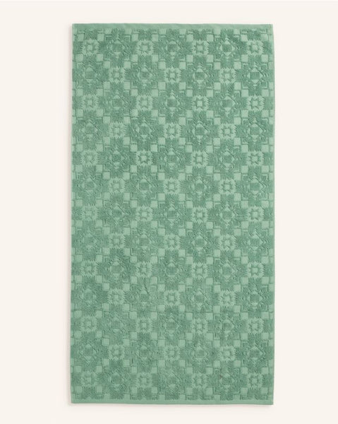 Sculpted Bath Towel in Marine