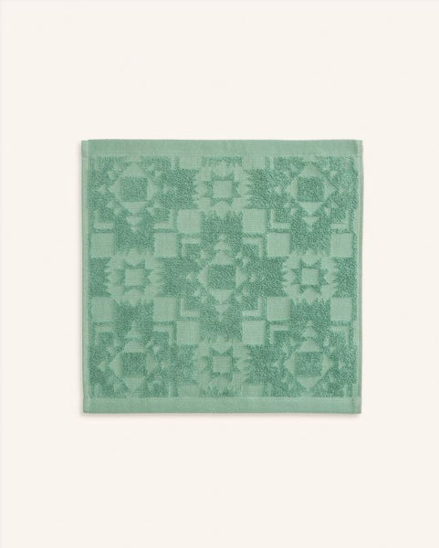 Sculpted Bath Towel in Marine