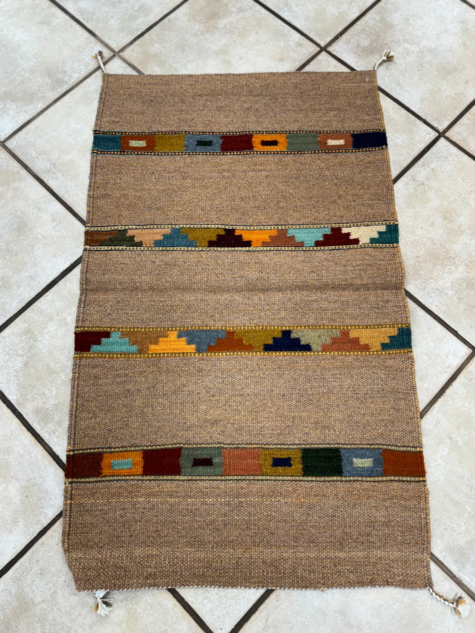 Escalante 2 x 3’ Tipo Peru Cafe Rug