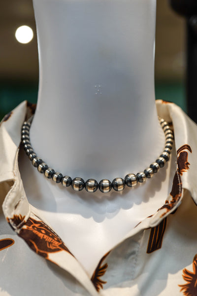 The Graduated Navajo Pearl Choker with Clasp