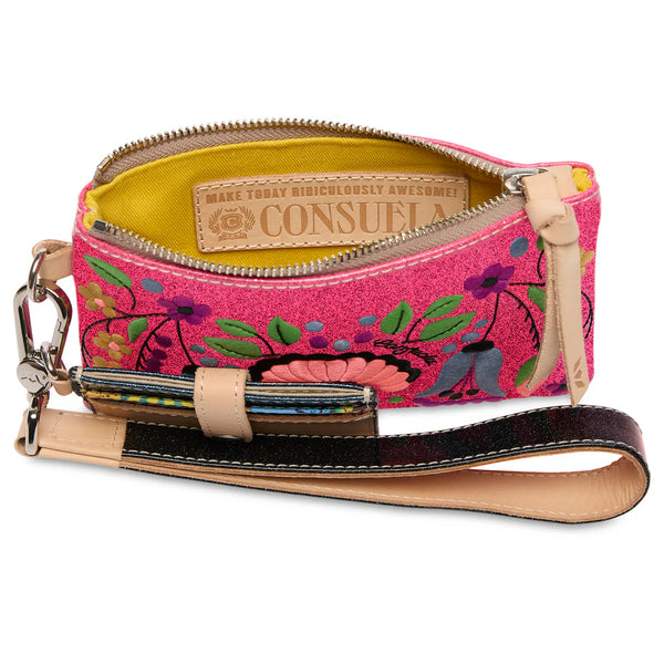 Consuela Combi in Ivy