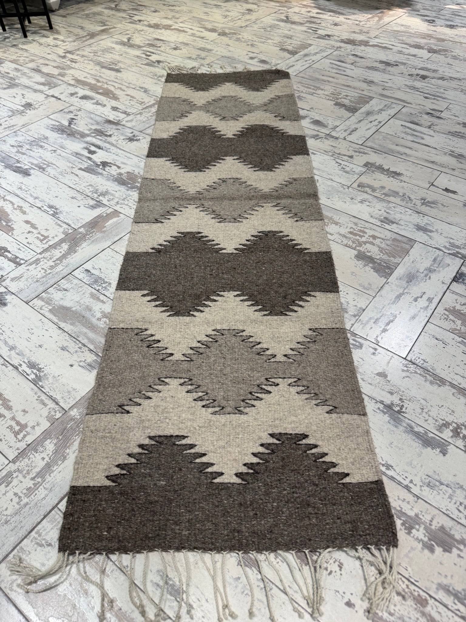 Escalante Pedro Montaño Table Runner