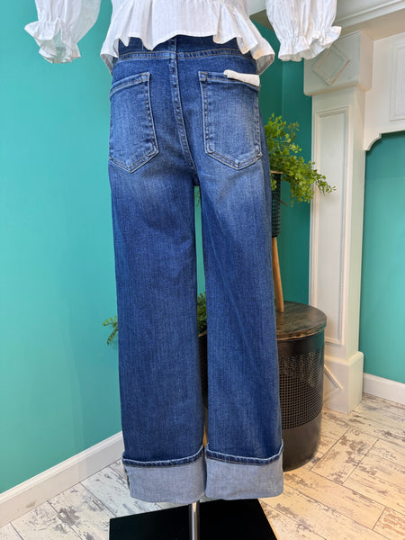 Risen Mid-Rise Straight Jean