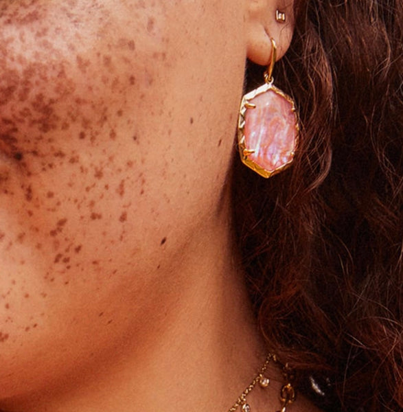 Kendra Scott Daphne Pink Iridescent Abalone Drop Earrings