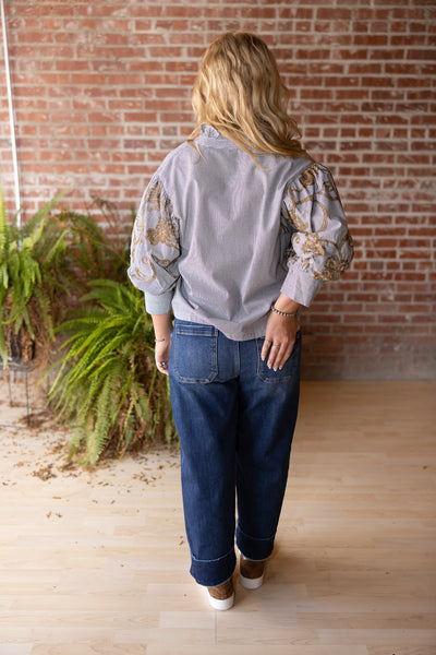 Ruffle Embroidery Puff Sleeve Top