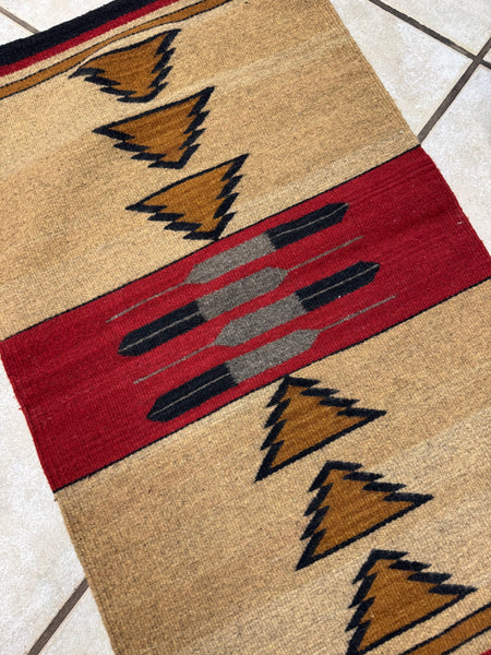 Escalante Julia Ruiz Feathers Rug