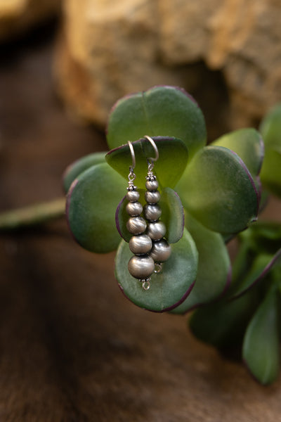 ALZ 4-8mm Navajo Pearl Wire Earrings