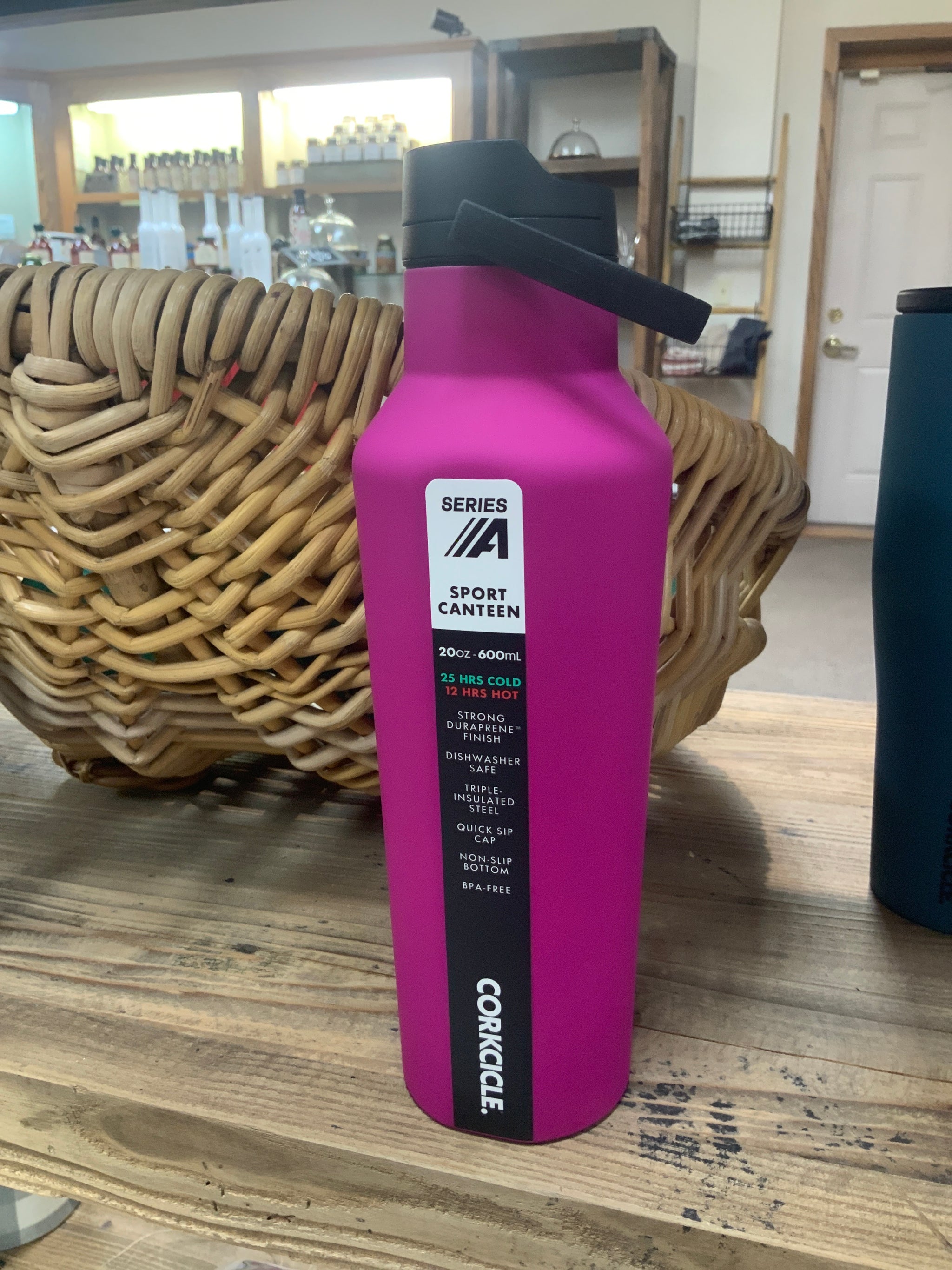 Corkcicle 32oz/20oz Sports Canteen – Cummings Carousel