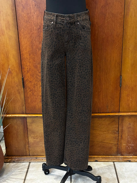Kennedy Straight Jean in Abstract Animal Print