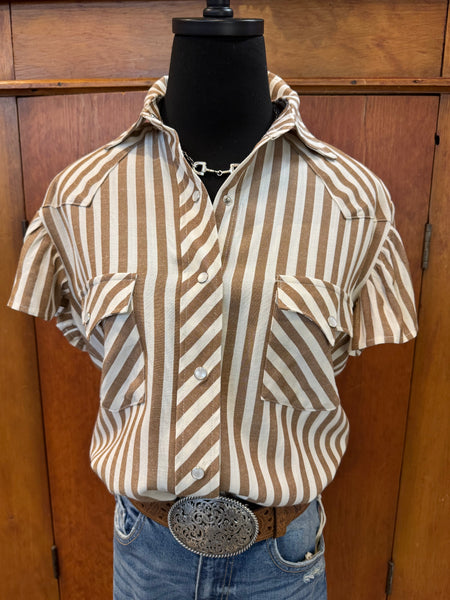 Howdy Hanny Pearl Snap Flutter Sleeve Top