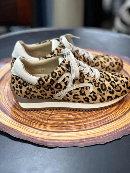 Vaneli Queen-Calf Sneaker