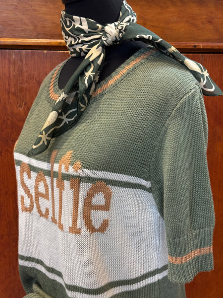Selfie Color Block Short Sleeve Sweater