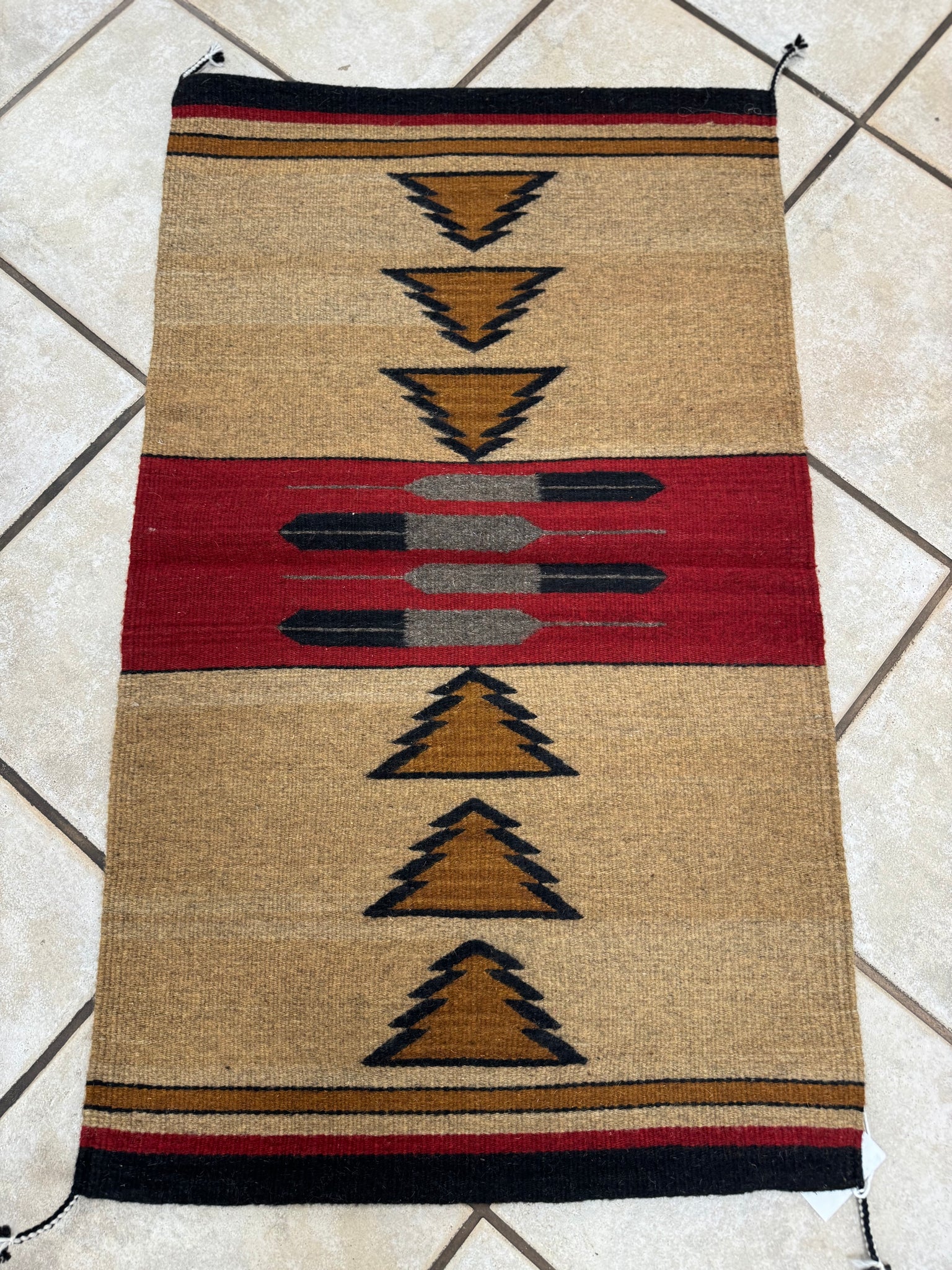 Escalante 2 x 3’ Feather Rug