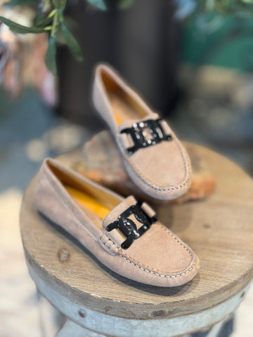 Vaneli Aiker Driving Moc