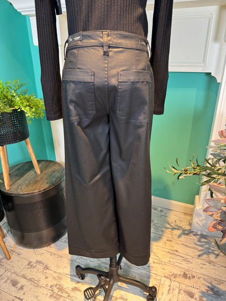 Liverpool Crop Wide Leg With Patch Pockets