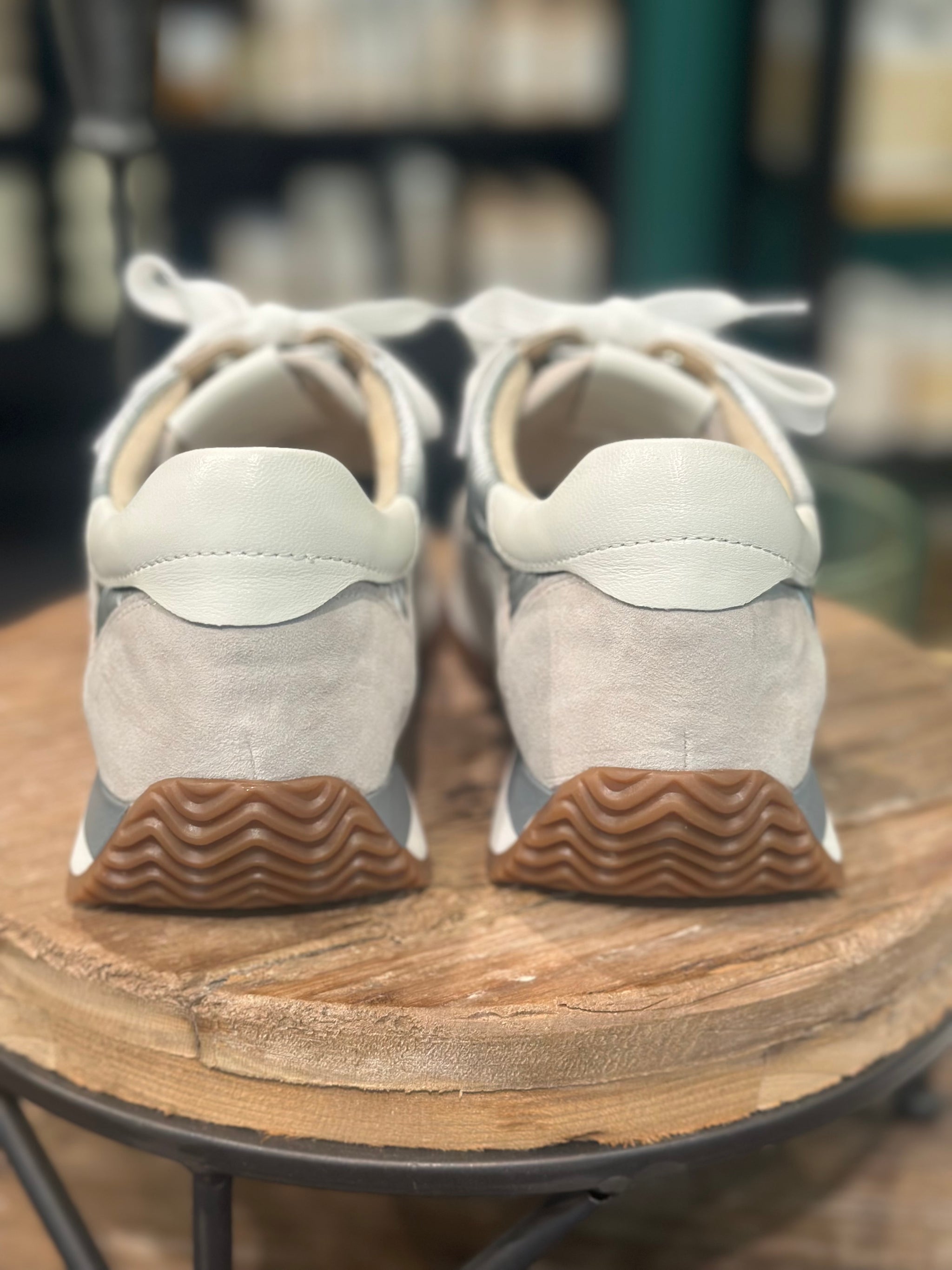 Vaneli Queen Sport Sneaker – Cummings Carousel