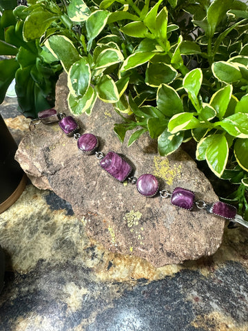 7 Stone Purple Spiny Oyster Bracelet