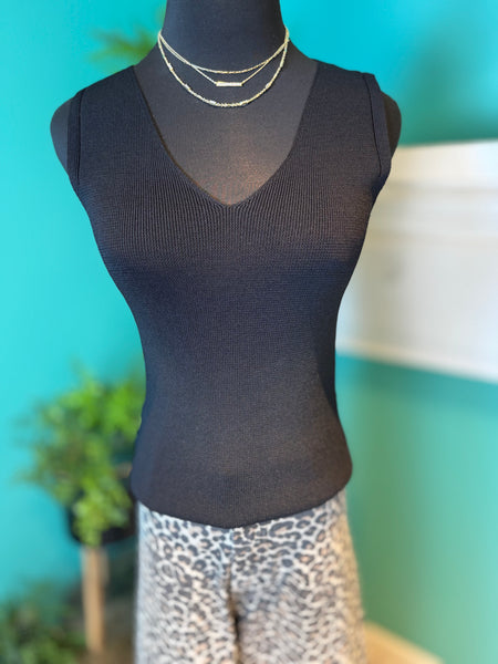 Esqualo V-Neck Tank